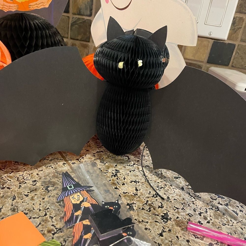 Halloween Honeycomb Vintage Cutouts Lot - Picture 9 of 16
